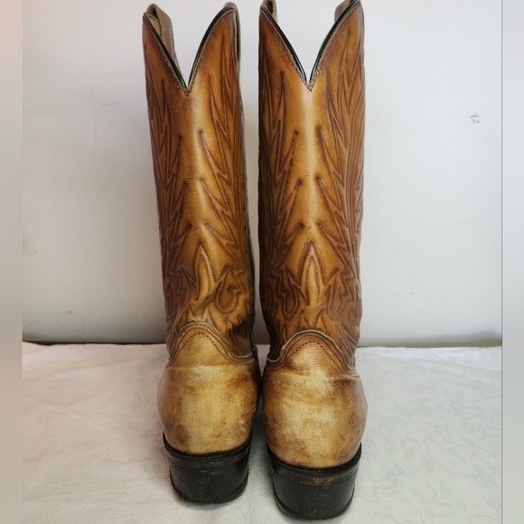 Vintage Tan Leather Cowboy Boots - Picture 6 of 12